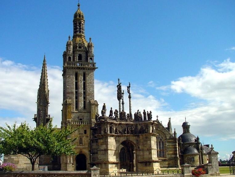 Gite Atypique Dans Une Chapelle Briec Экстерьер фото